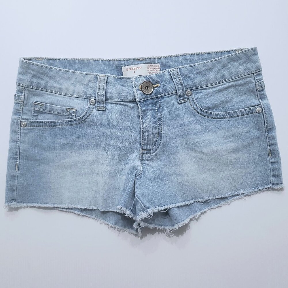 No Boundaries Denim Shorts Size 5